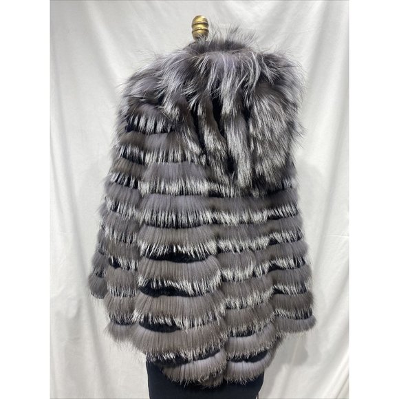 silver fox w/ rex rabbit cape detachable hood Horizontal Design (117052) - Picture 3 of 3